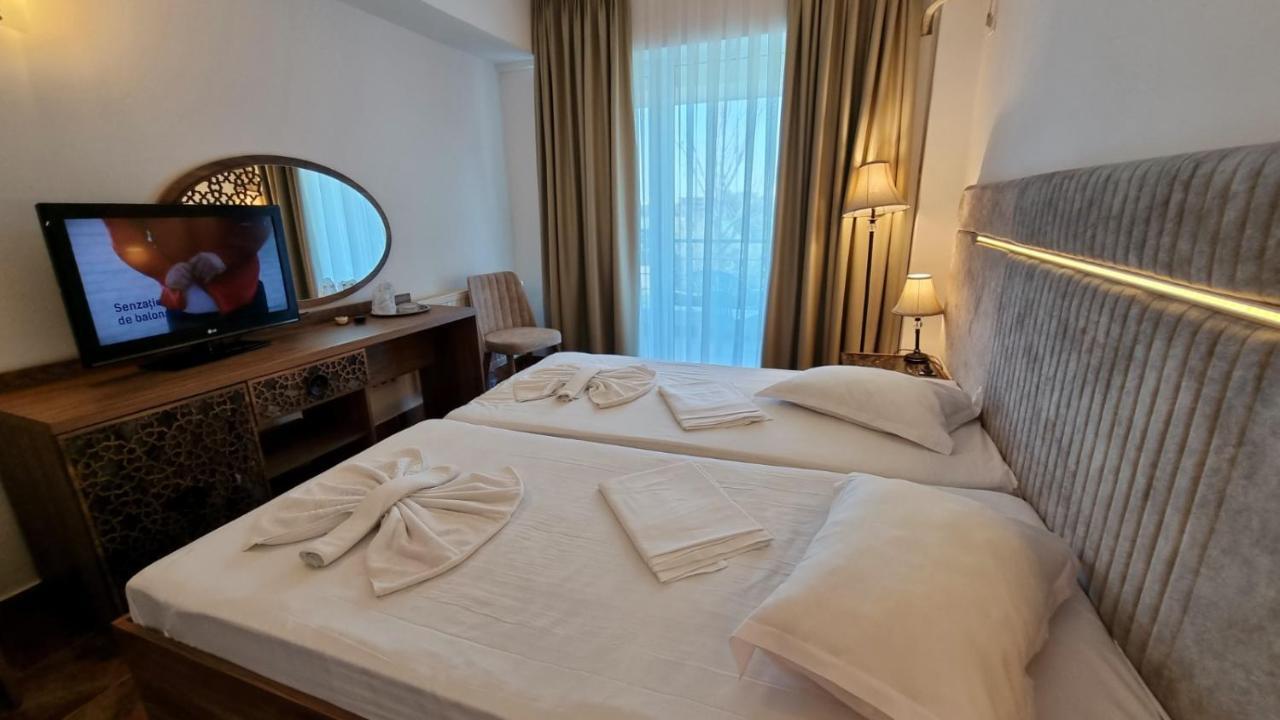 Hotel Florida Мамая Екстериор снимка