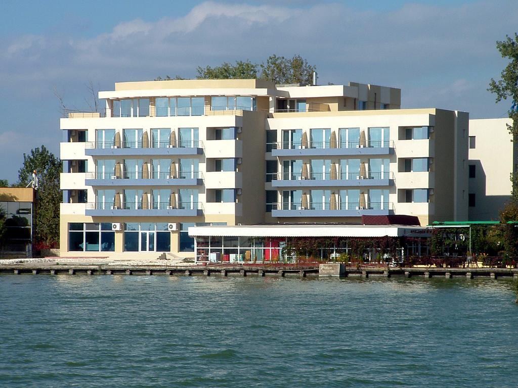 Hotel Florida Мамая Екстериор снимка