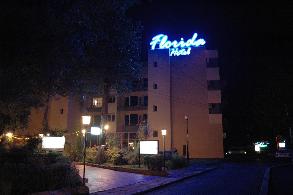Hotel Florida Мамая Екстериор снимка